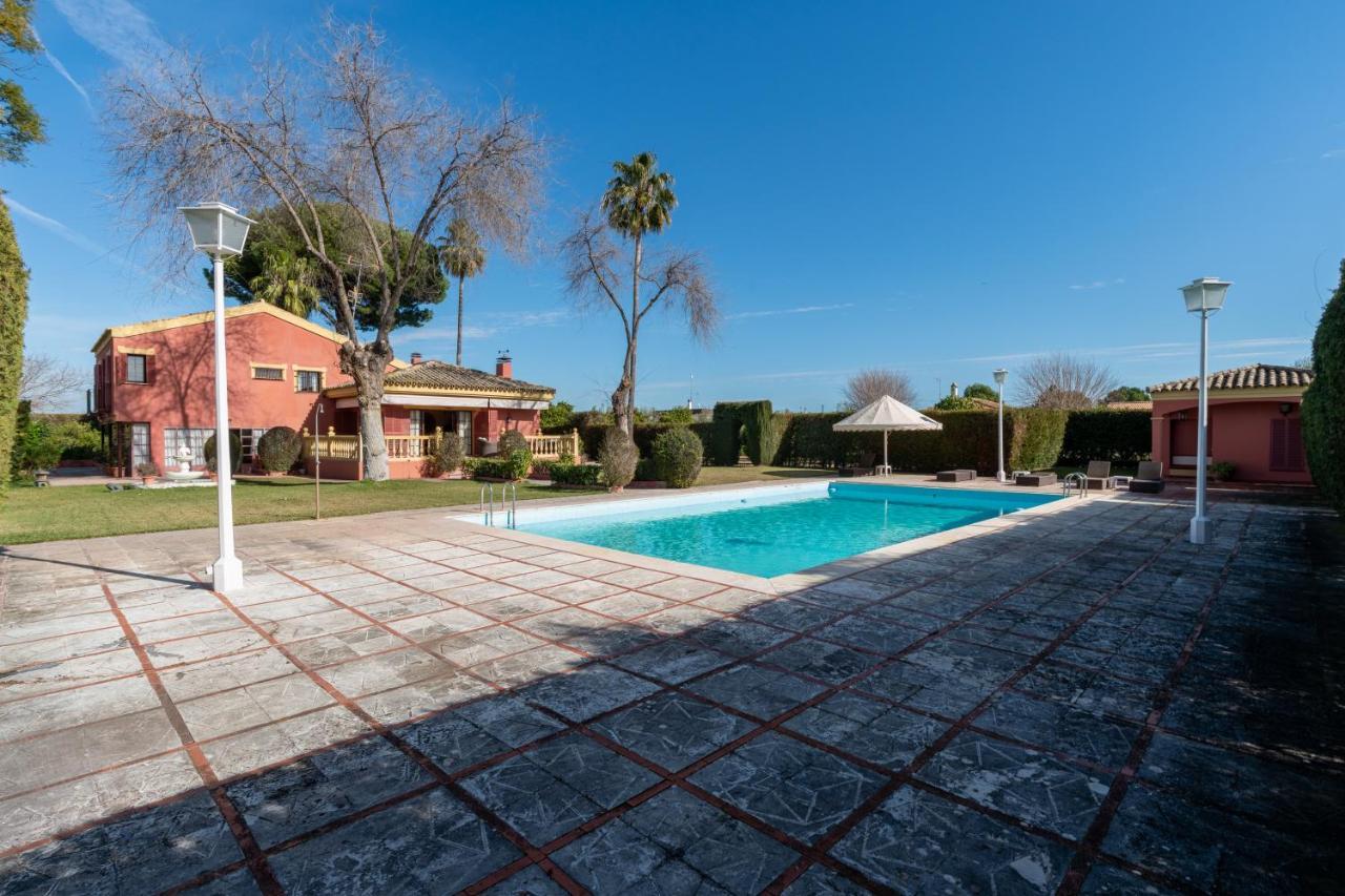 Villa Lucrecia Morón de la Frontera Exterior photo
